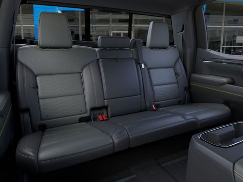 New 2026 Chevrolet Silverado 1500 ZR2 image 17