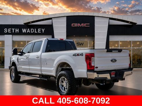 Used 2018 Ford F250 Lariat w/ Lariat Value Package AWD/4WD image 5