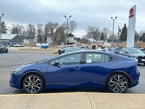 New 2026 Toyota Prius Plug-In Hybrid image 5