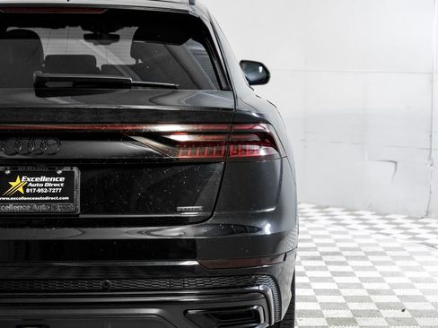 Used 2019 Audi Q8 Prestige w/ Luxury Package AWD/4WD image 57