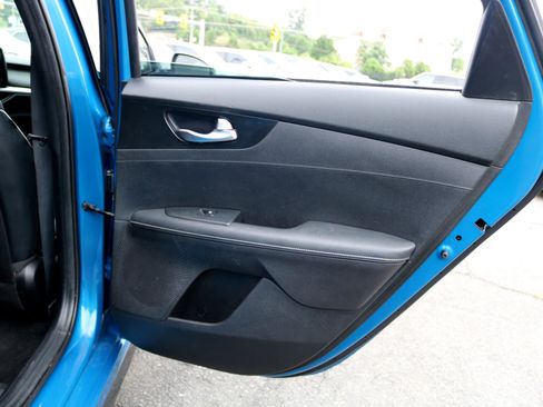 Used 2023 Kia Forte GT-Line image 30