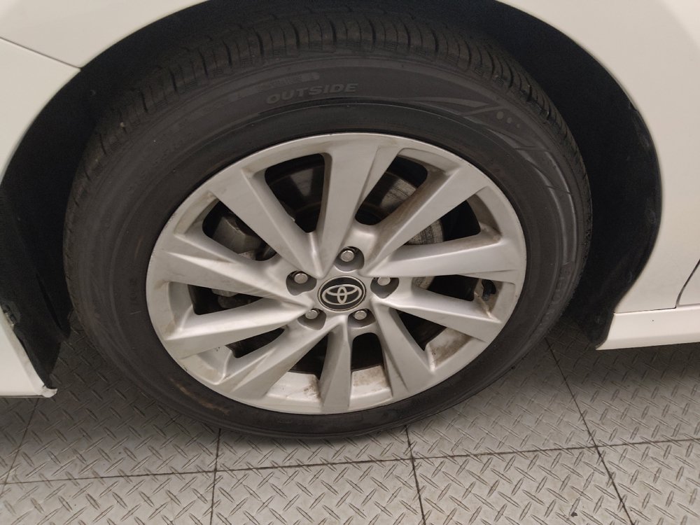 Used 2022 Toyota Camry LE FWD image 31