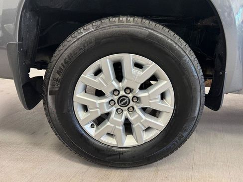 Used 2023 Nissan Frontier SV w/ SV Convenience Package AWD/4WD image 35