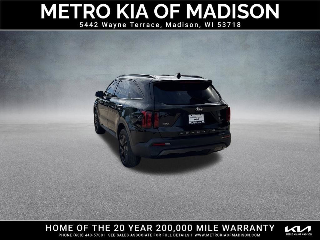 Used 2021 Kia Sorento S w/ Panoramic Sunroof Package AWD/4WD image 6