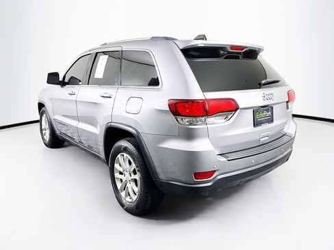 Used 2021 Jeep Grand Cherokee Laredo image 5