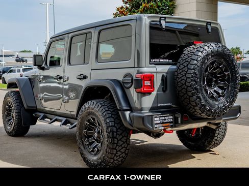 Used 2022 Jeep Wrangler Unlimited Rubicon w/ LED Lighting Group AWD/4WD image 6