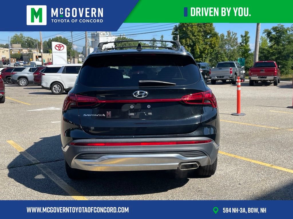 Used 2022 Hyundai Santa Fe SEL FWD image 4
