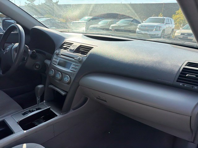 Used 2009 Toyota Camry LE FWD image 22