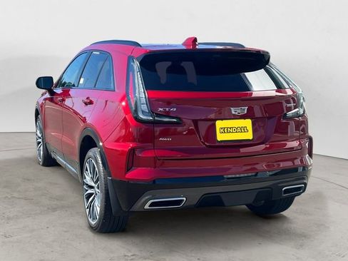 Used 2024 Cadillac XT4 Sport w/ Technology Package AWD/4WD image 3
