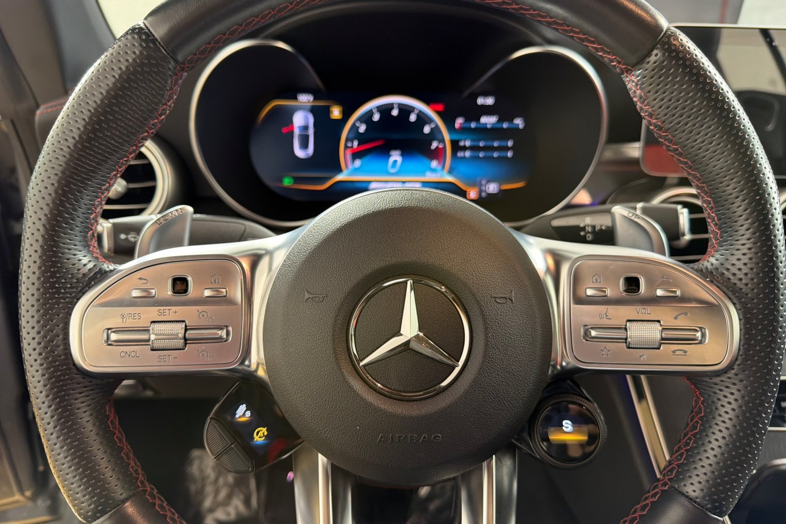 Used 2021 Mercedes-Benz C 63 AMG Cabriolet image 23