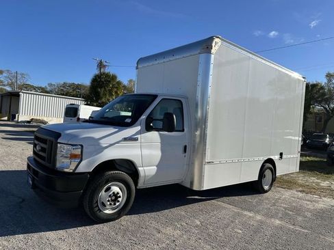 New 2024 Ford E-450 and Econoline 450 Super Duty w/ Driver's Safety Package image 21