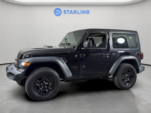 Used 2022 Jeep Wrangler Sport image 2