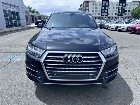 Used 2017 Audi Q7 3.0T Premium Plus w/ Premium Plus Package image 3