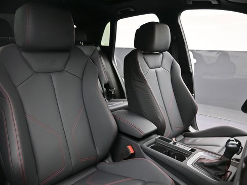 Used 2025 Audi Q3 2.0T Premium Plus w/ Premium Plus Package image 13