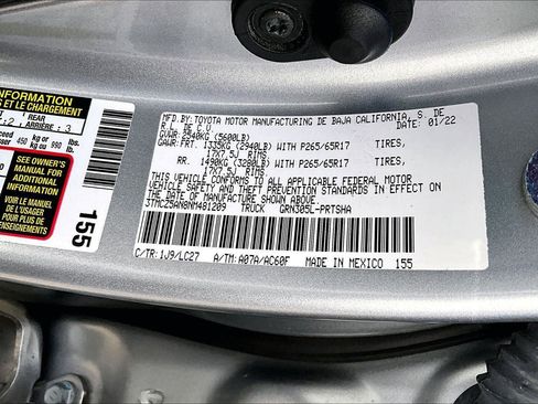 Used 2022 Toyota Tacoma TRD Sport image 34