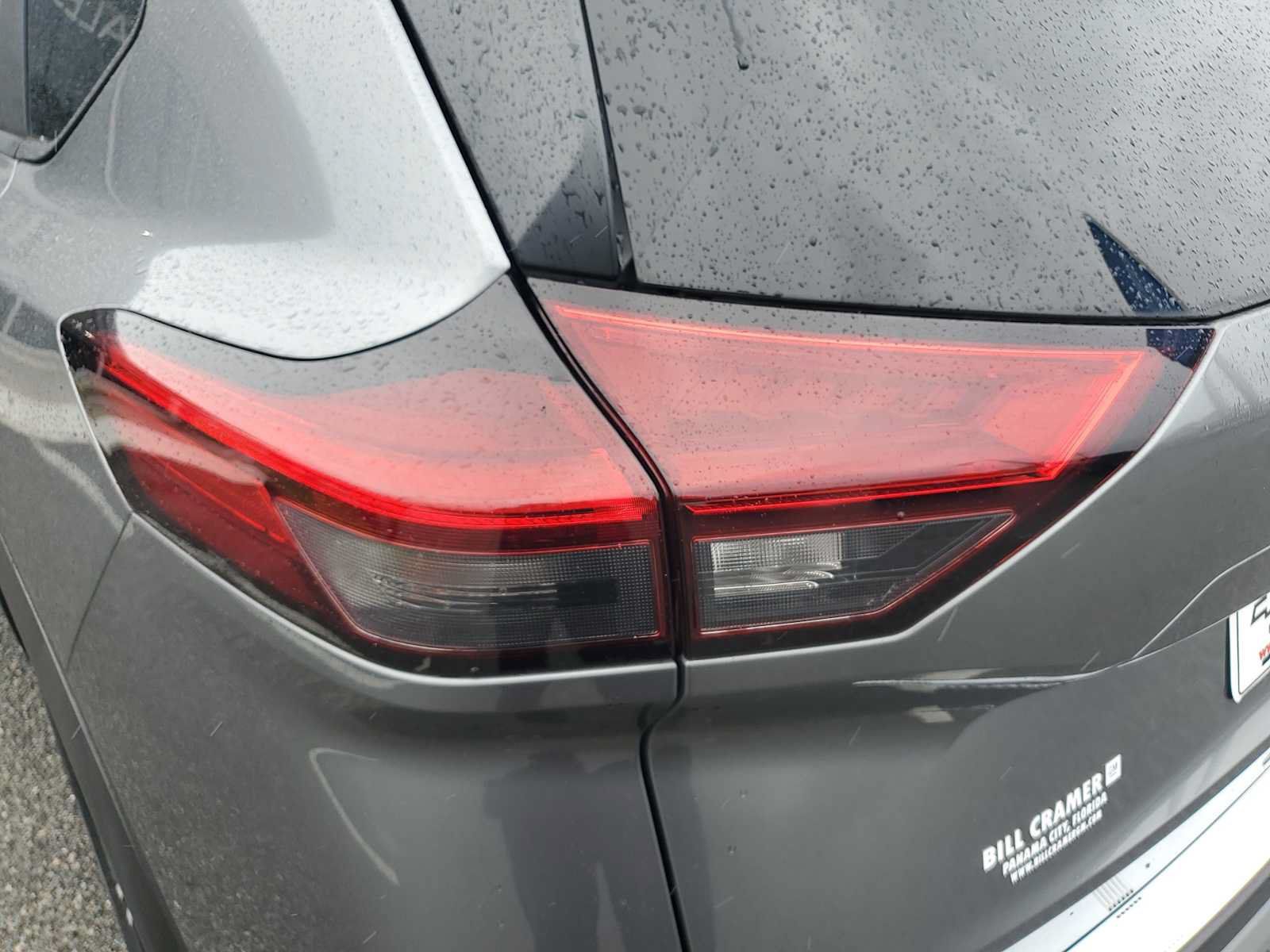 Used 2023 Nissan Rogue SV w/ SV Premium B Package AWD/4WD image 14