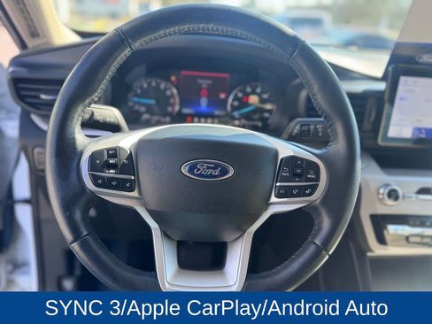 Certified 2023 Ford Explorer XLT image 13