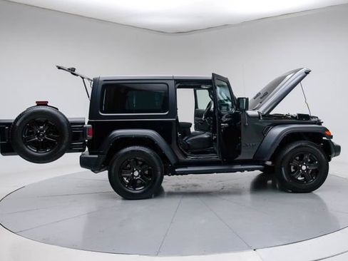Used 2022 Jeep Wrangler Sport AWD/4WD image 14