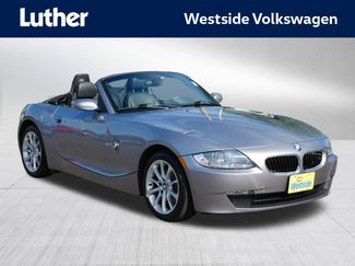 Used 2006 BMW Z4 3.0i RWD video 1