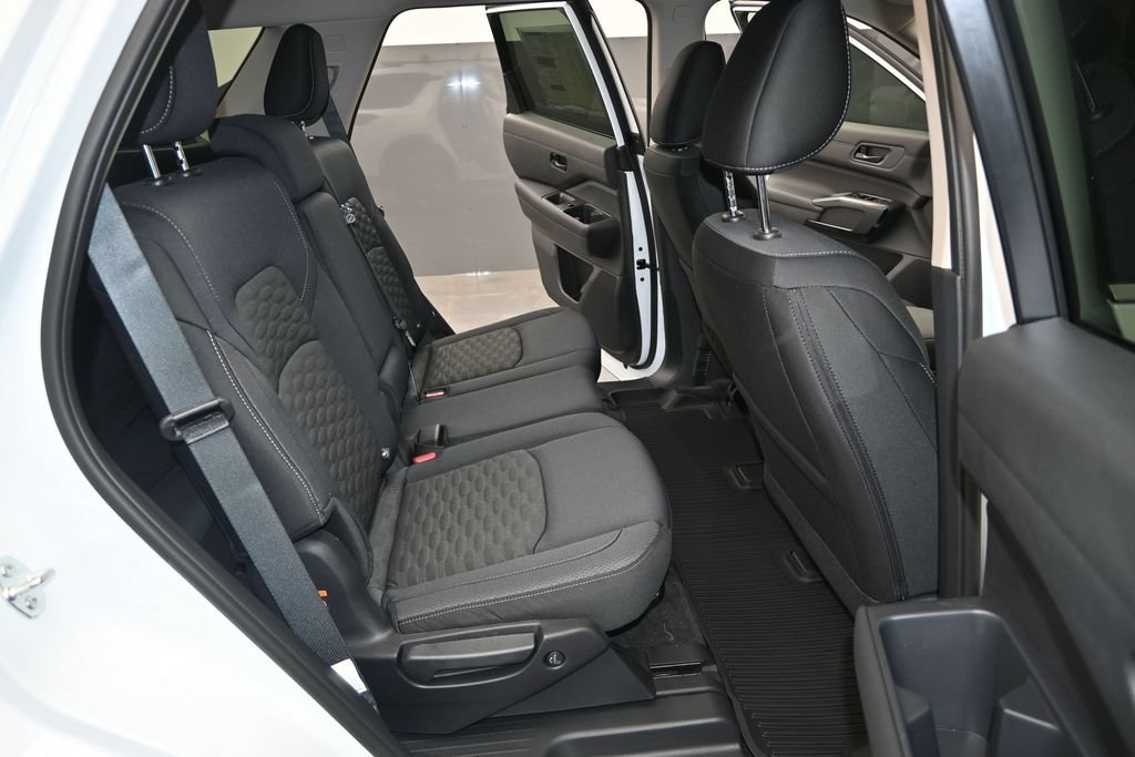 New 2026 Nissan Pathfinder SV FWD image 27