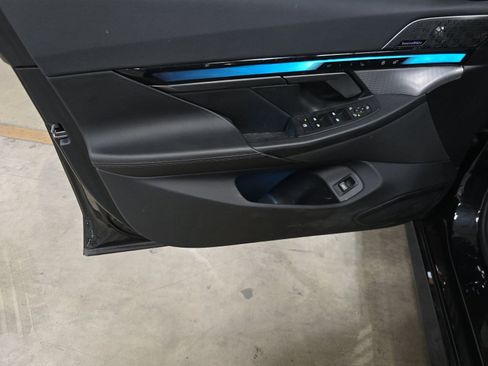 Used 2024 BMW i5 M60 w/ Premium Package AWD/4WD image 7