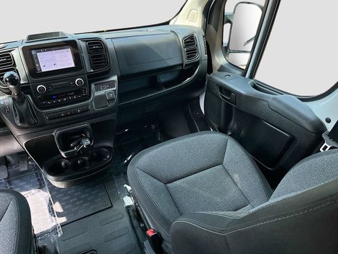 Used 2024 RAM ProMaster 2500 FWD image 21