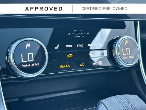 Used 2024 Jaguar XF R-Dynamic SE AWD/4WD image 18