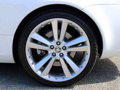 Used 2013 Jaguar XK Convertible RWD image 32