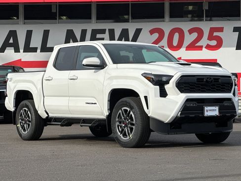 New 2026 Toyota Tacoma TRD Sport image 8
