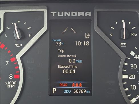 Used 2022 Toyota Tundra SR5 w/ SR5 Convenience Package AWD/4WD image 29