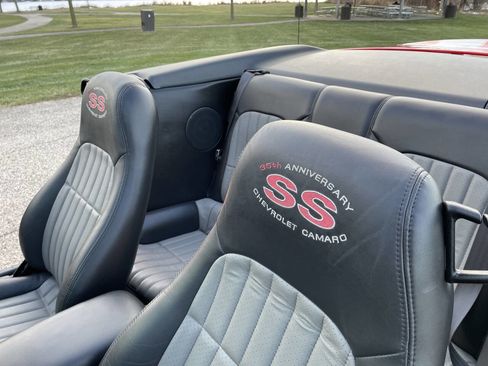 Used 2002 Chevrolet Camaro Z28 image 50