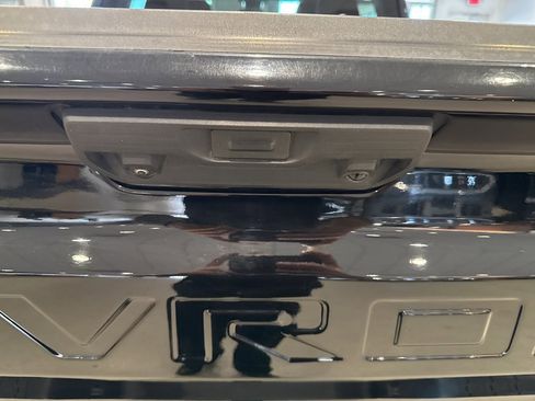 Used 2023 Chevrolet Silverado 1500 RST image 9