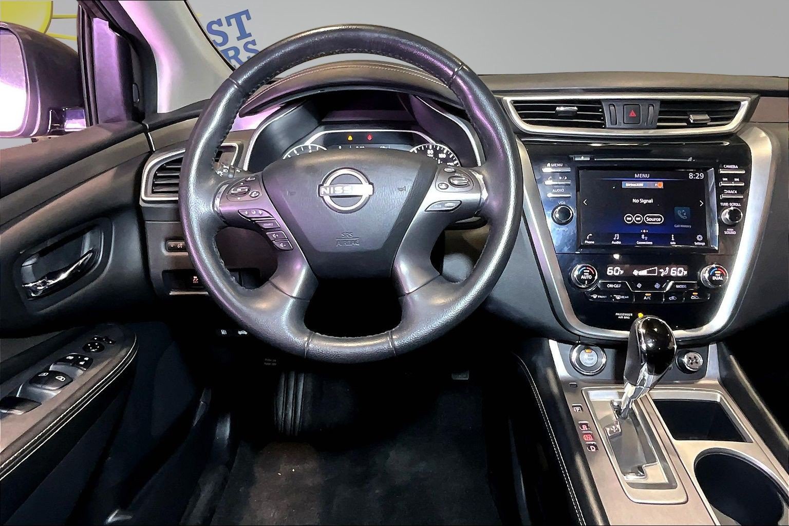 Used 2023 Nissan Murano SV AWD/4WD image 9