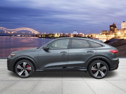 New 2026 Audi SQ5 Prestige AWD/4WD image 2