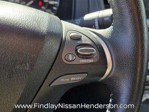 Used 2020 Nissan Pathfinder SL image 31