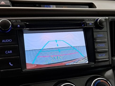 Used 2014 Toyota RAV4 LE image 10