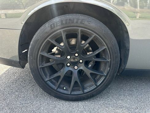 Used 2019 Dodge Challenger R/T Scat Pack w/ Driver Convenience Group RWD image 29