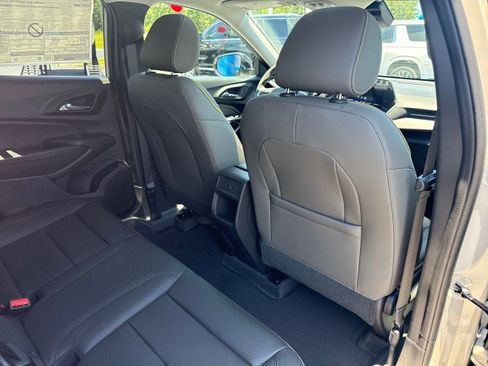 New 2026 Chevrolet Trax ACTIV w/ Sunroof Package FWD image 15