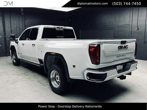 Used 2022 GMC Sierra 3500 Denali AWD/4WD image 5