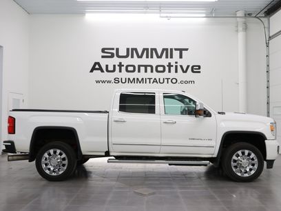Used 2016 GMC Sierra 2500 Denali w/ Duramax Plus Package