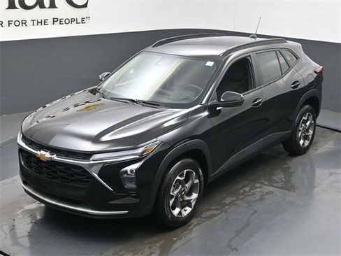 New 2026 Chevrolet Trax LT image 23