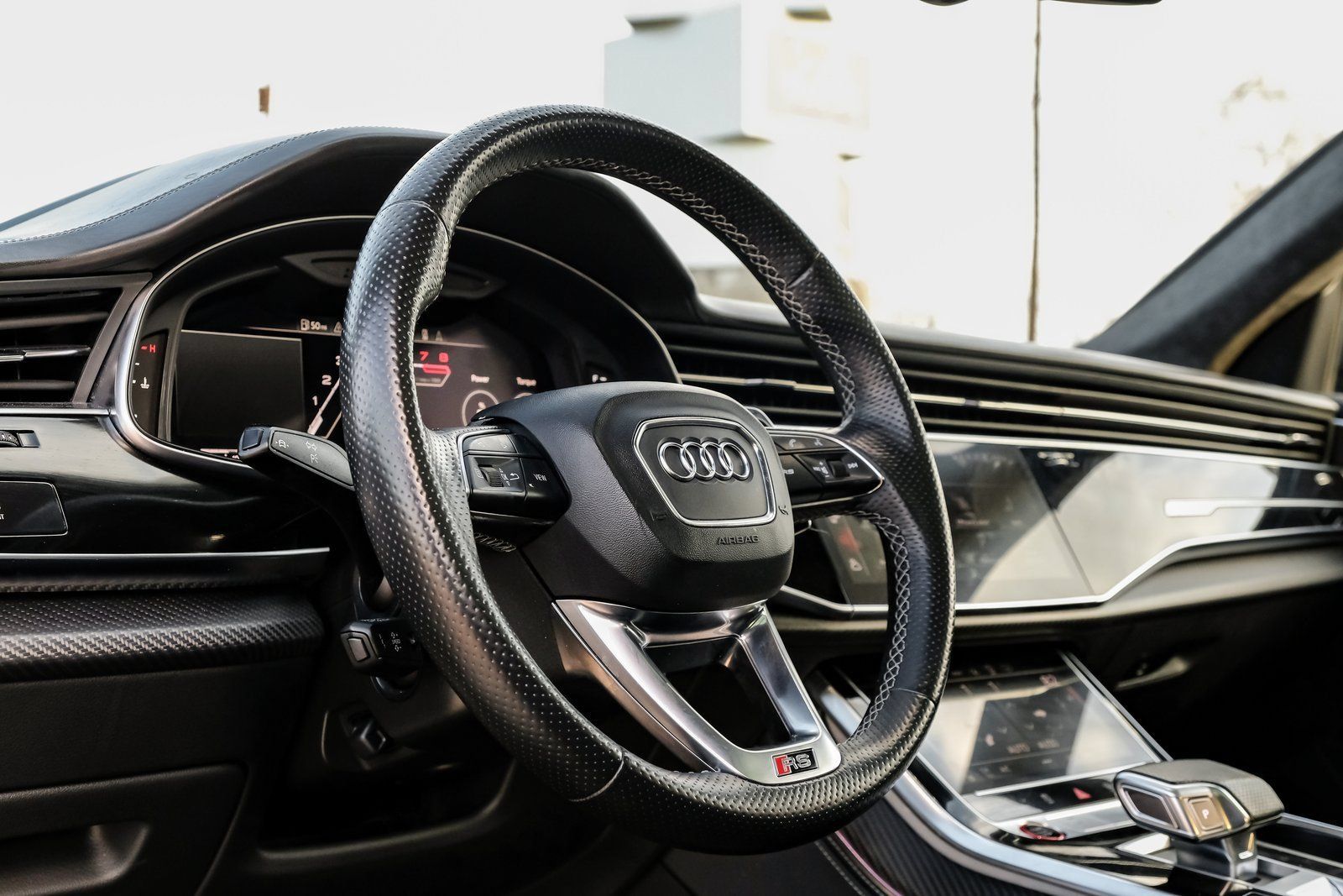 Used 2022 Audi RS Q8 AWD/4WD image 20