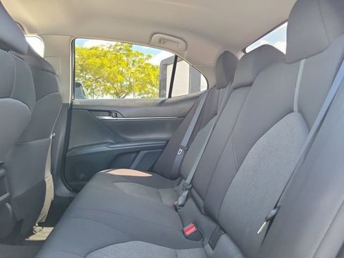 Used 2021 Toyota Camry LE FWD image 12