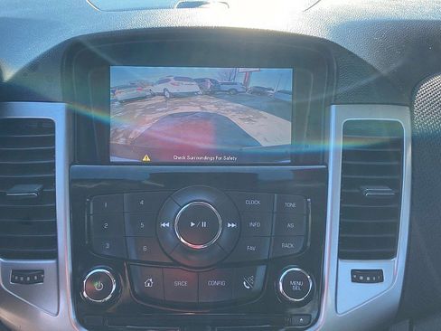 Used 2014 Chevrolet Cruze LT w/ Technology Package image 14