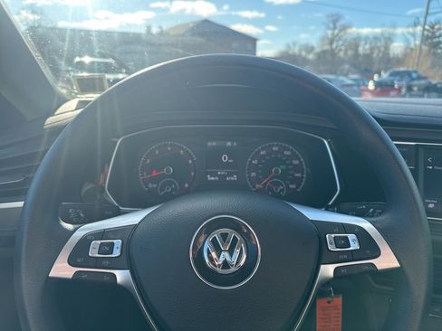Used 2019 Volkswagen Jetta S image 11