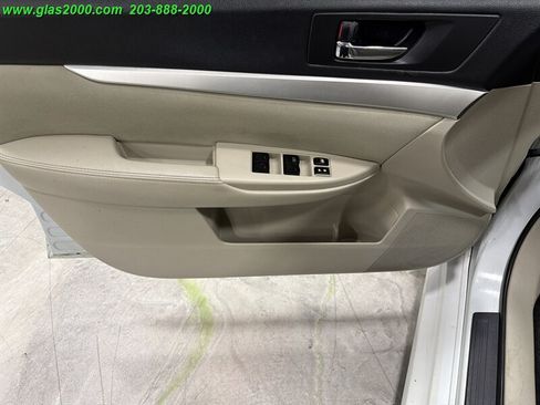 Used 2012 Subaru Legacy 2.5i Premium AWD/4WD image 25