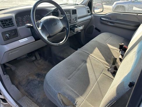 Used 2001 Ford F250 XL image 12