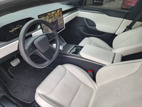 Used 2021 Tesla Model S Plaid AWD/4WD image 3
