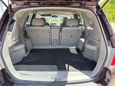 Used 2012 Toyota Highlander Limited w/ Tow Pkg AWD/4WD image 40