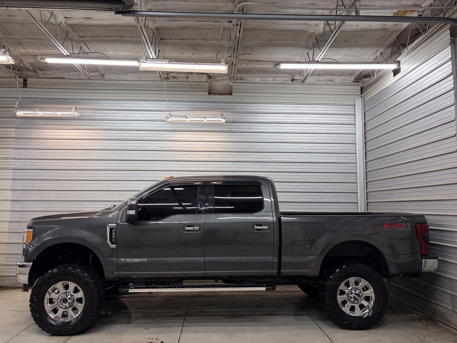 Used 2018 Ford F350 Lariat w/ Lariat Ultimate Package AWD/4WD image 10